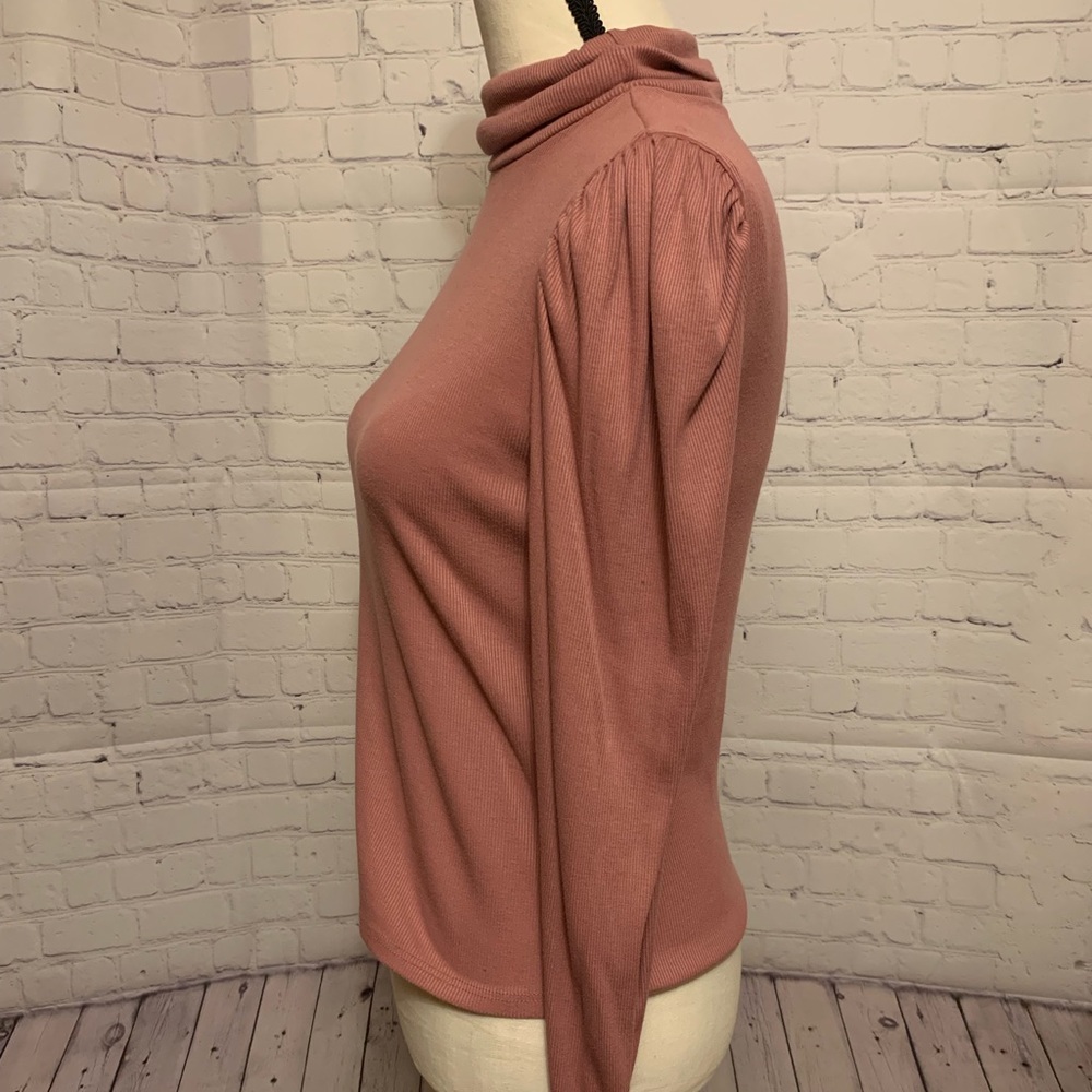 FASHIONNOVA Mauve Ruffled Shoulder Top! - Picture 7 of 10